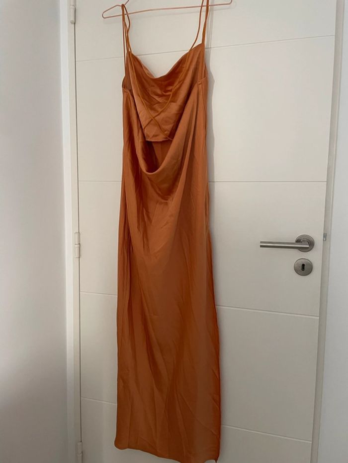 Magnifique robe orange satin 🍊