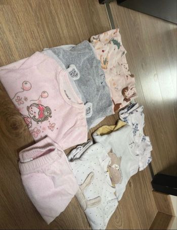 Lot de pyjamas 