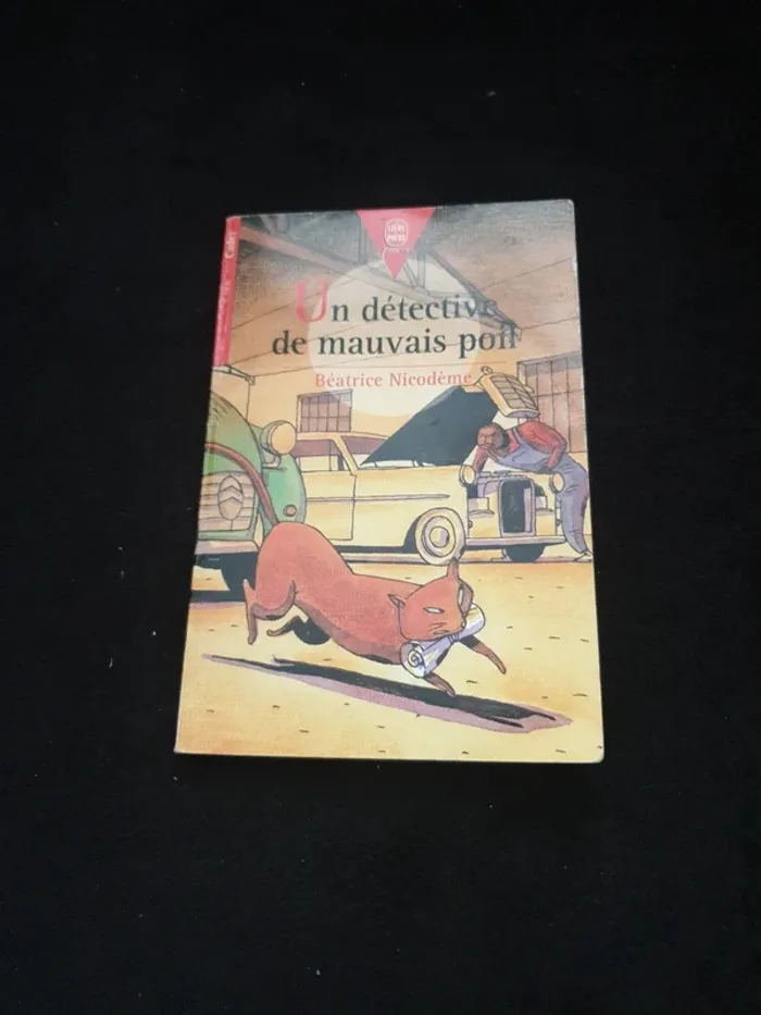 "Un détective de mauvais poil" de Béatrice Nicodème