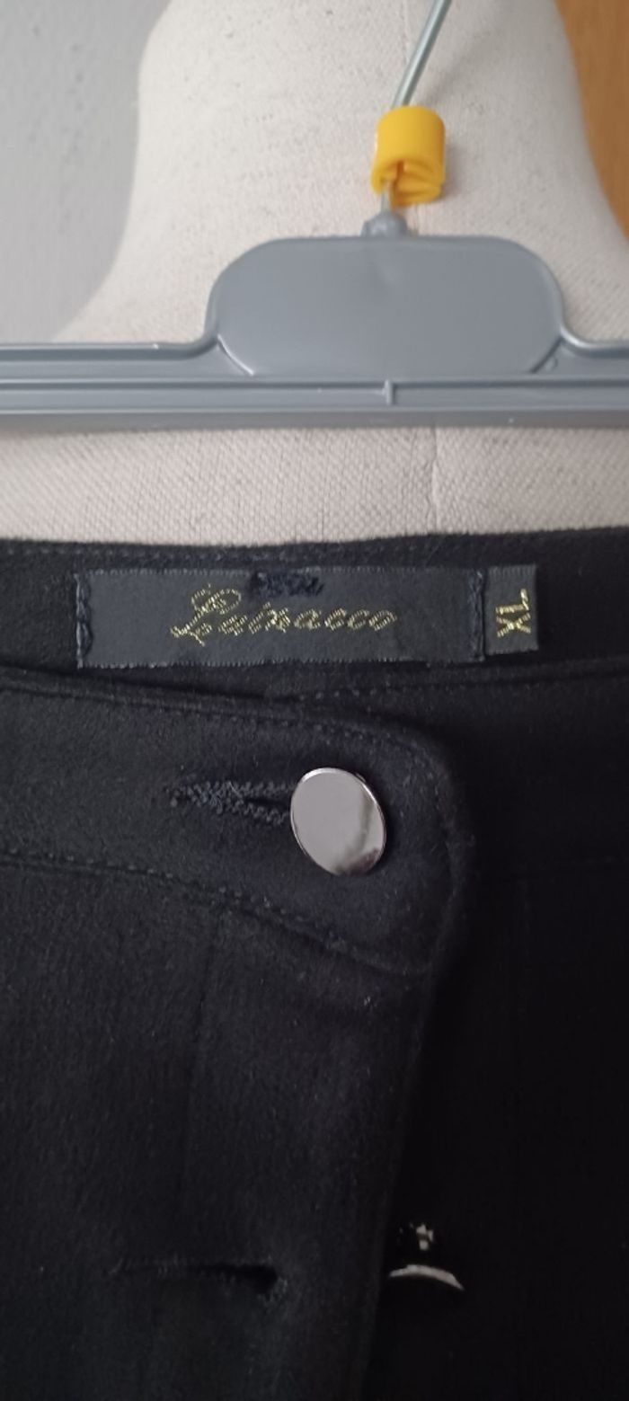 Très jolie jupe courte femme T XL - photo numéro 3