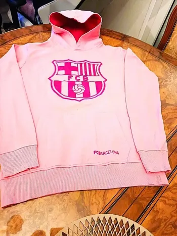Sweat à capuche Neuf FC Barcelone officiel taille 10 ans