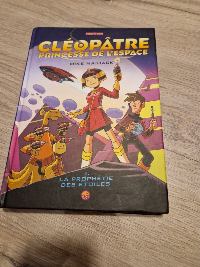 BD cléopâtre princesse de l’espace tome 1