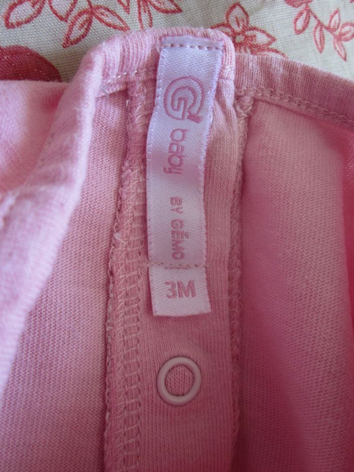 T-Shirt manches longues rose 3 mois - photo numéro 3