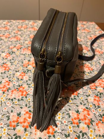 Joli sac cuir gris