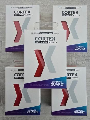 Lot de 5 Paquets de 100 Sleeves Ultimate Guard Cortex Rouge Matte 