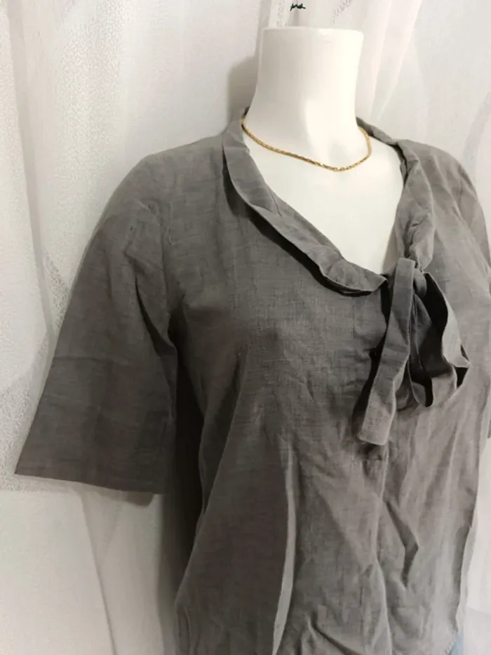 Chloé "blouse grise col à noeud" taille 38 - photo numéro 3