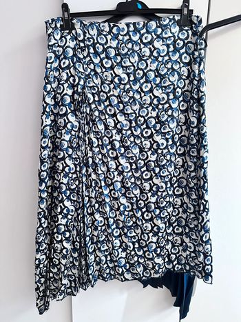 Jupe plissée à motifs