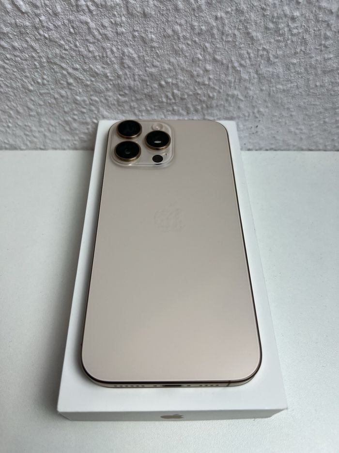 I P h o n e 16 pro Max - photo numéro 4