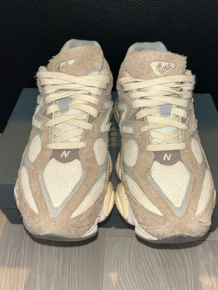New Balance 9060 Driftwood  Marron Taille 38.5 - photo numéro 4