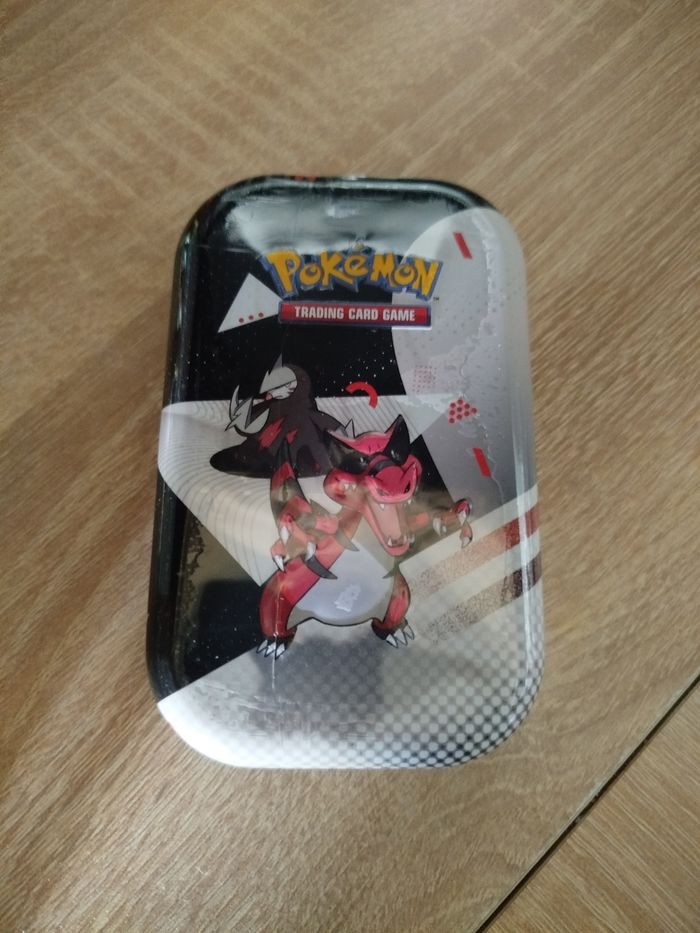 Lot coffret poster et mini tin pokémon 10.5 - photo numéro 2