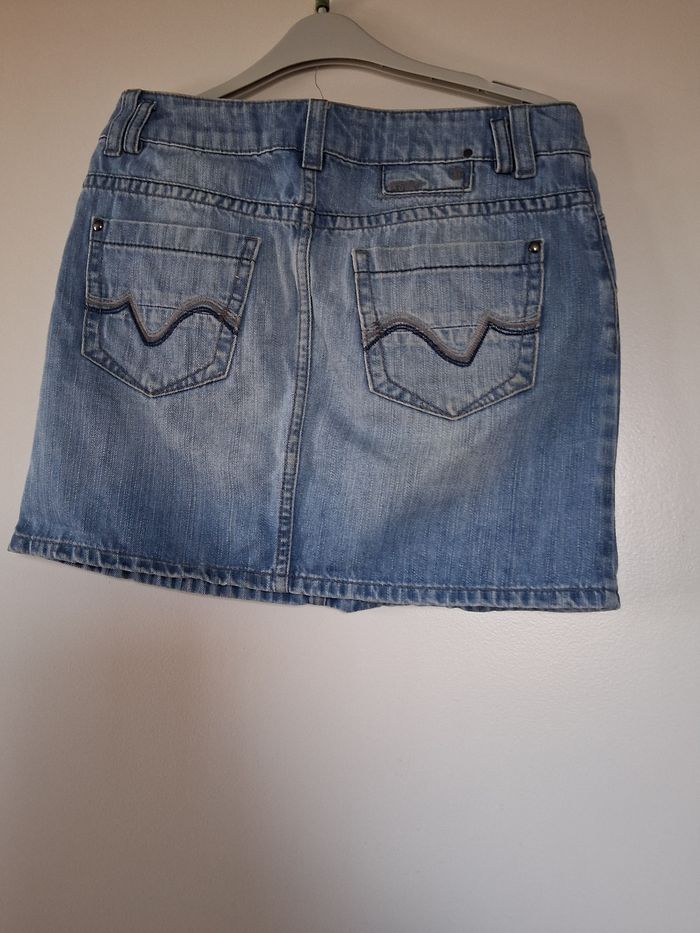 Jupe courte en jean bleu " t-38" - photo numéro 2
