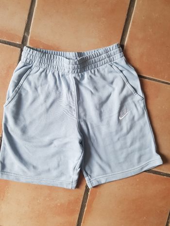 Short Nike