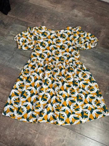 Robe okaidi 8 ans neuve