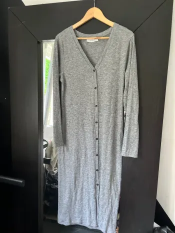Robe col V grise Promod