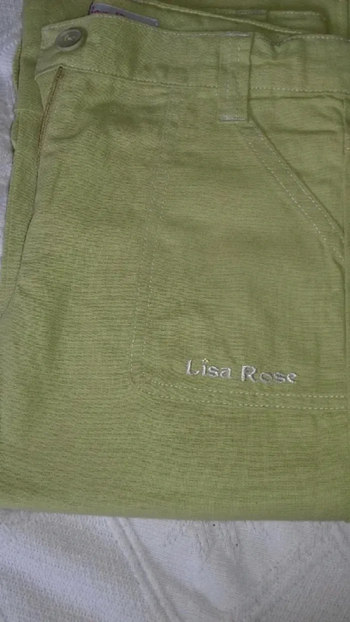 Pantalon court large à grand revers en bas marque Z 10 ans - photo numéro 2