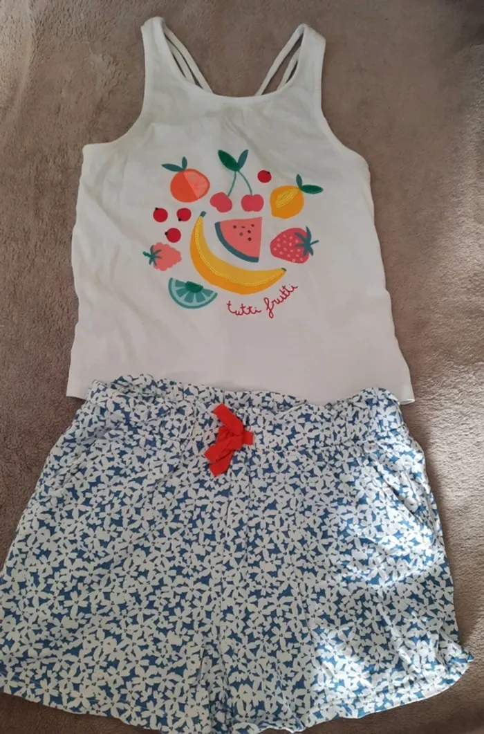 Joli ensemble
