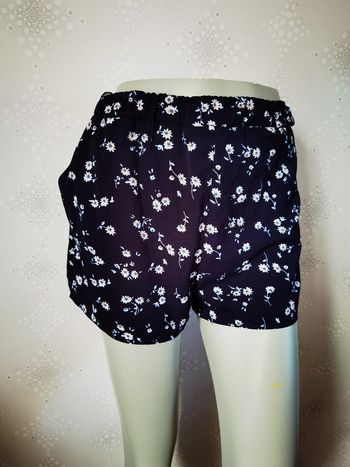 D1764 - short femme taille S