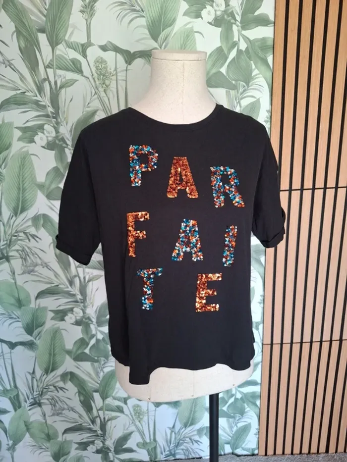 T-shirt a sequin