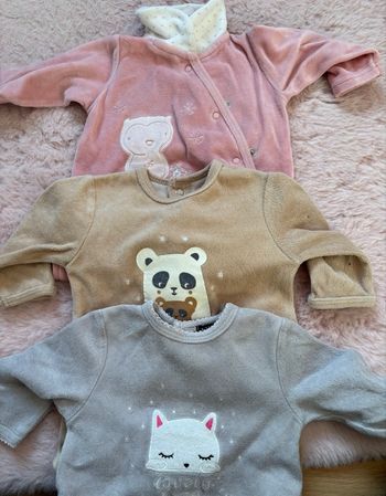 Lot 3 pyjamas 1 mois
