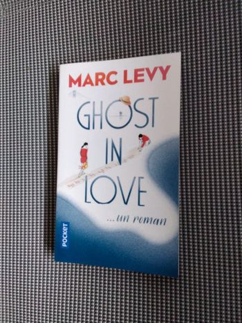Livre Ghost in love de Marc Lévy dédicacer