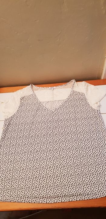 Tee shirt