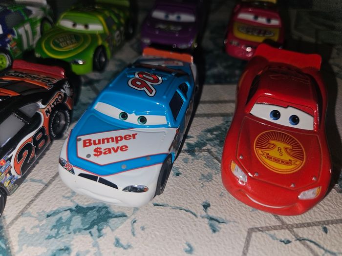 Lot de Voitures Cars Disney mattel metal d occasions be - photo numéro 5
