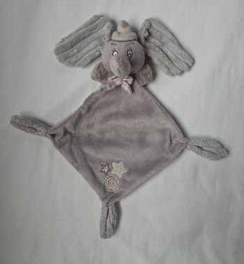 Doudou Éléphant Dumbo plat losange gris - Etoiles / spirale - Disney