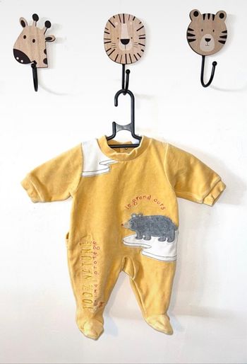 Pyjama en velours taille 0 mois