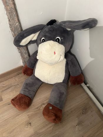 Grosse peluche enfant