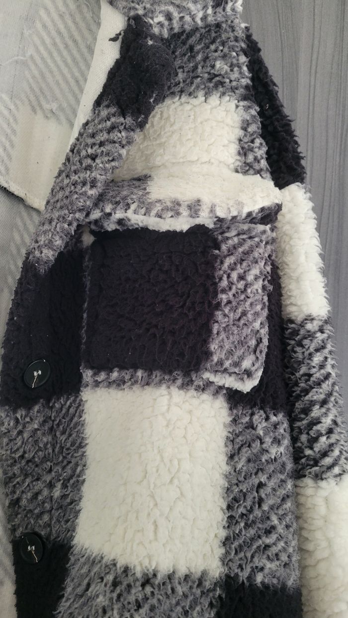 Veste polaire à carreaux noir et blanc - Taille L - photo numéro 3