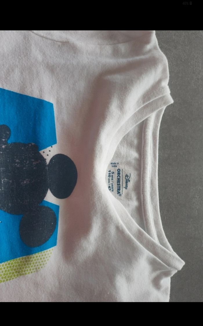 Tee-shirt manches longues Mickey 5 ans Orchestra, très bon état - photo numéro 2