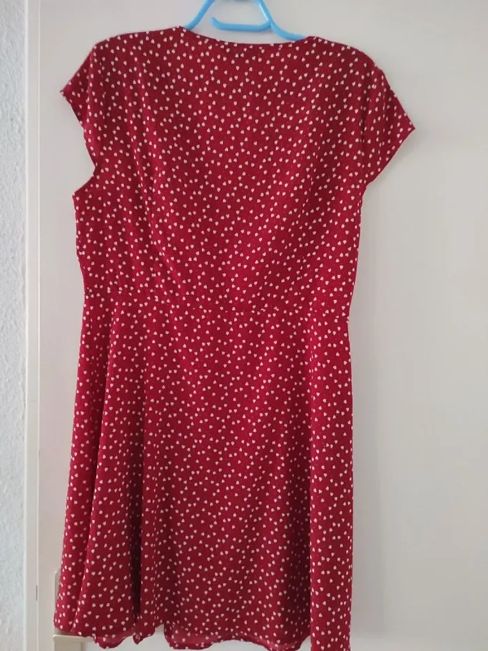 Robe a coeur rouge - photo numéro 3