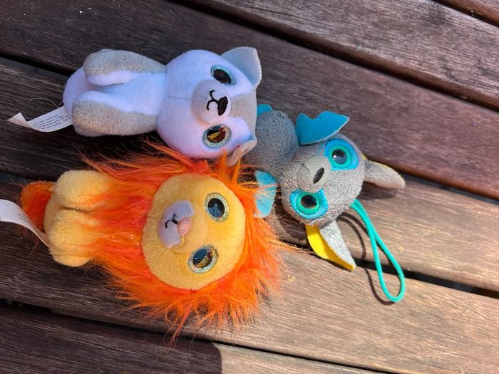 3 petites peluches