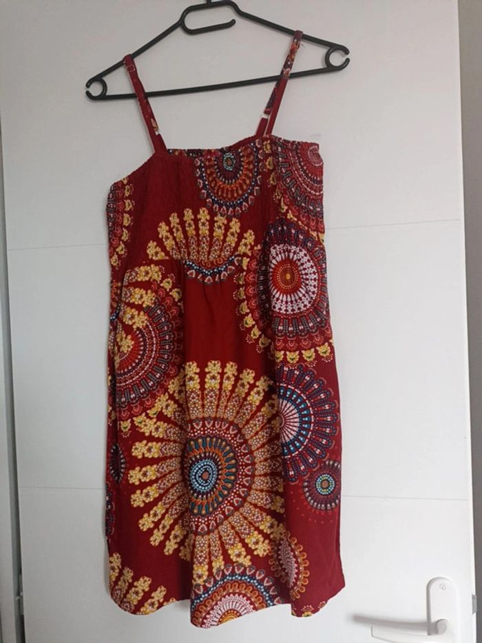 Robe fines bretelles