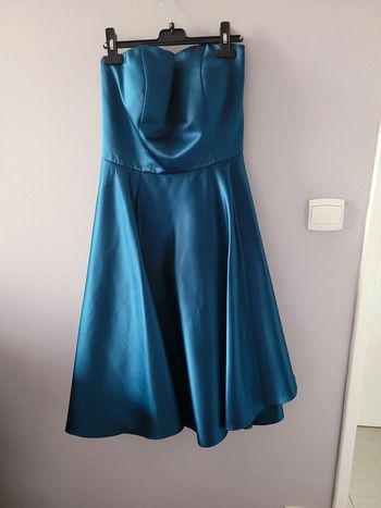 Robe de cérémonie taille 38/40 JJ's House