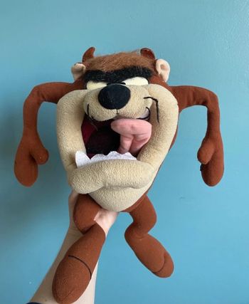 Grande peluche Taz le diable de Tasmanie des looney tunes