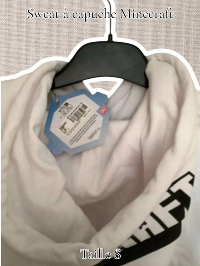 Sweat à capuche Minecraft - de chez celio - Taille S - Neuf - photo numéro 3