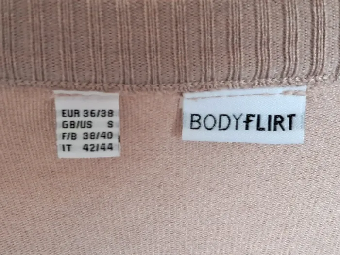 Pull décolleté profond Bodyflirt (de Bonprix) - photo numéro 4