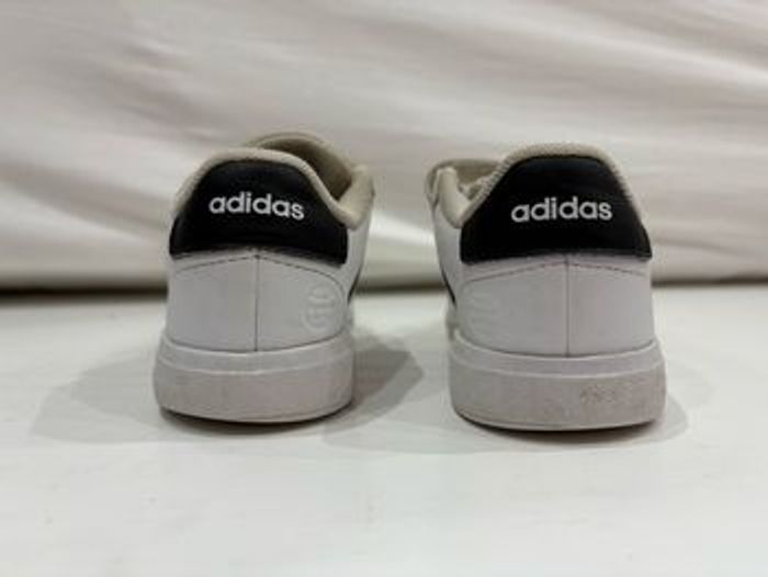 Baskets garçon adidas taille 26 - photo numéro 2