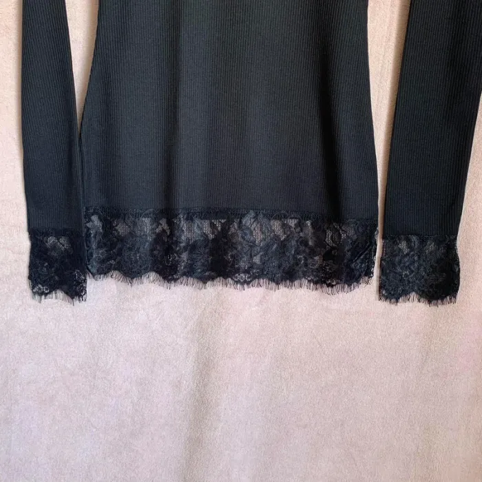 Top T34 Neuf 👚🖤 - photo numéro 3