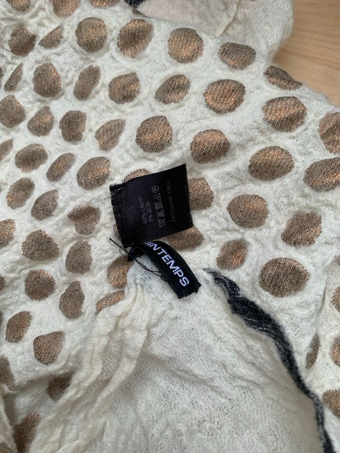 Écharpe beige Printemps à pois dorée liseret noir - photo numéro 2