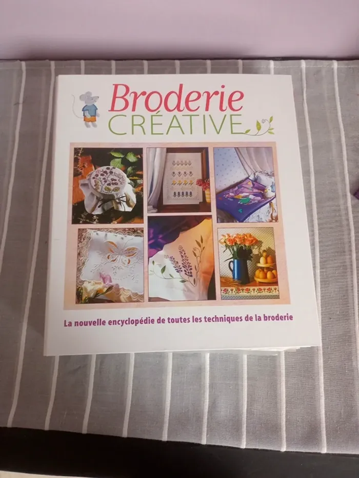 Classeur broderie créative