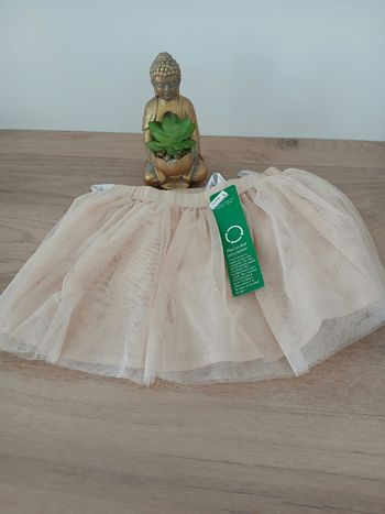 Jupe bébé taille 12/18 mois neuf avec étiquettes
