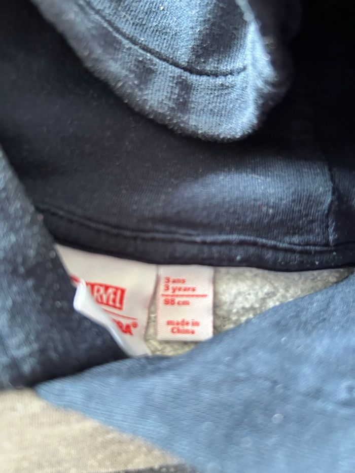 Sweat capuche Spiderman - photo numéro 2