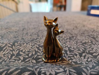 Statuette duo de chats vintage en métal doré Neuf sans étiquette Taille unique·Neuf sans étiquette