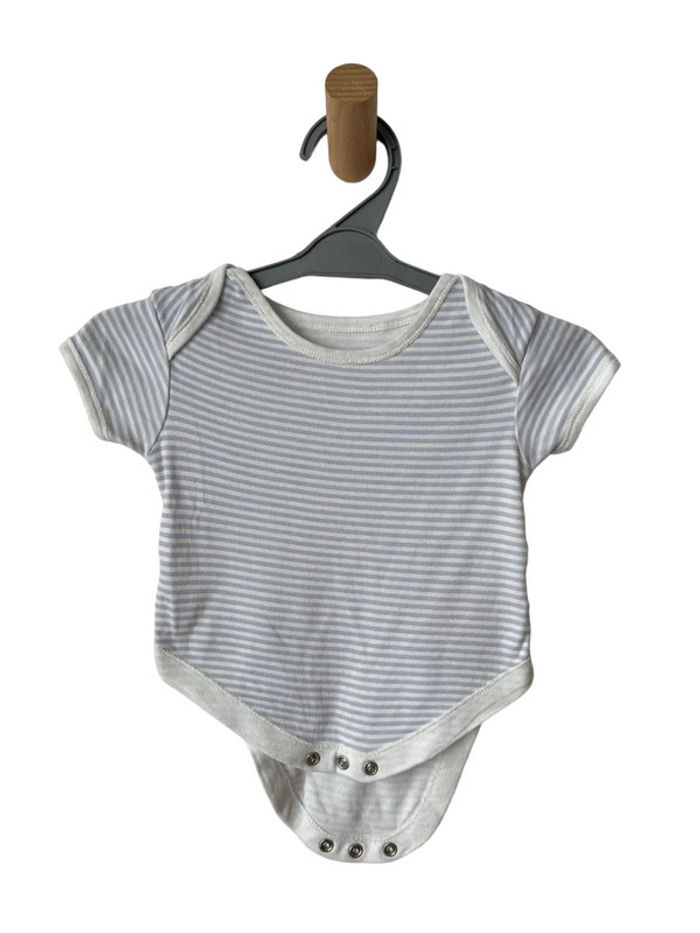 LOT de 4 bodies à manches courtes - Early days 68cm - photo numéro 5