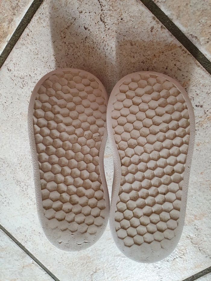 Baskets Adidas pointure 21 - photo numéro 6