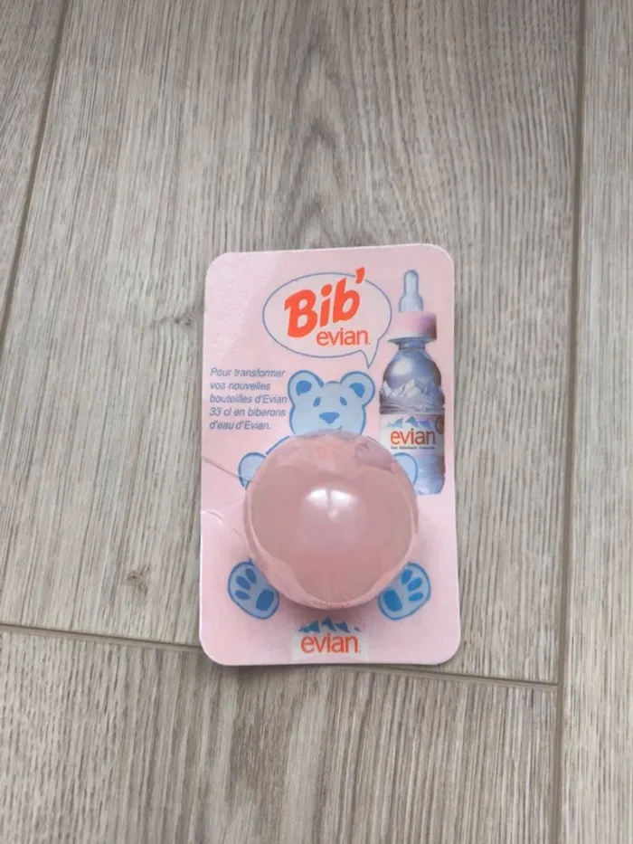 Bib’Evian rose - vintage années 90/2000 - neuf - photo numéro 1