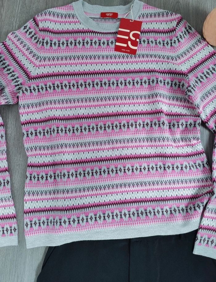 💎 Pull d'hiver graphique • 40/L Esprit • Neuf avec étiquette 💎 - photo numéro 2