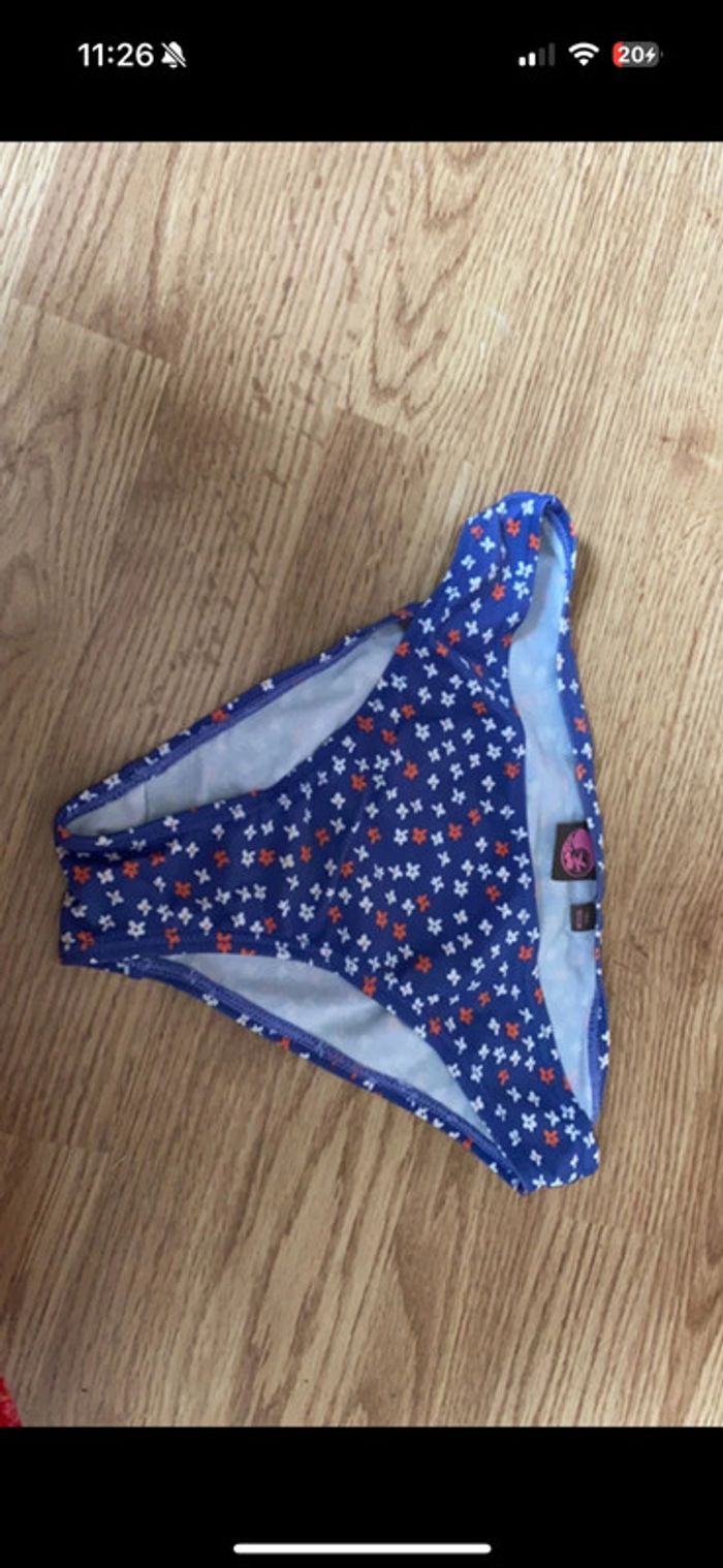 Bikini 16 ans - photo numéro 2